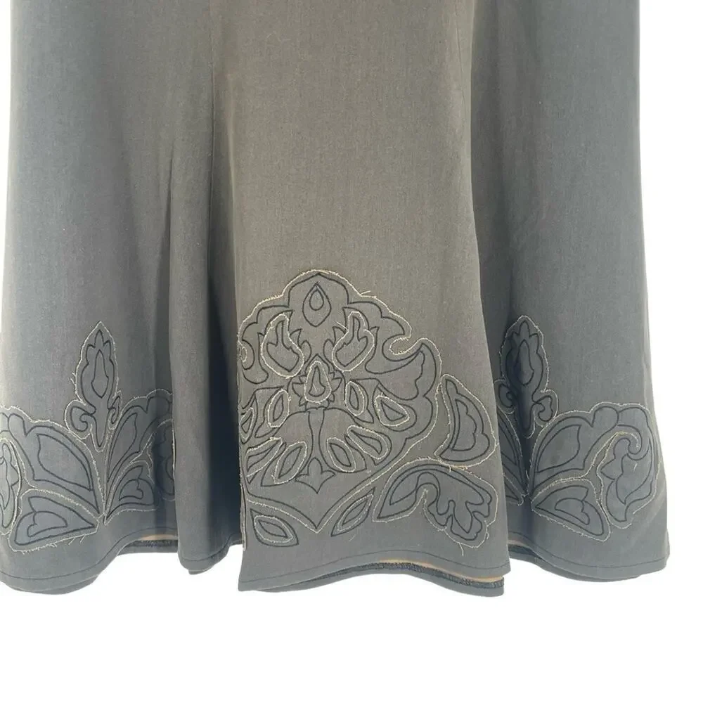 CAbi Brown A-Line Fluted Midi Skirt With Floral Applique Size 4